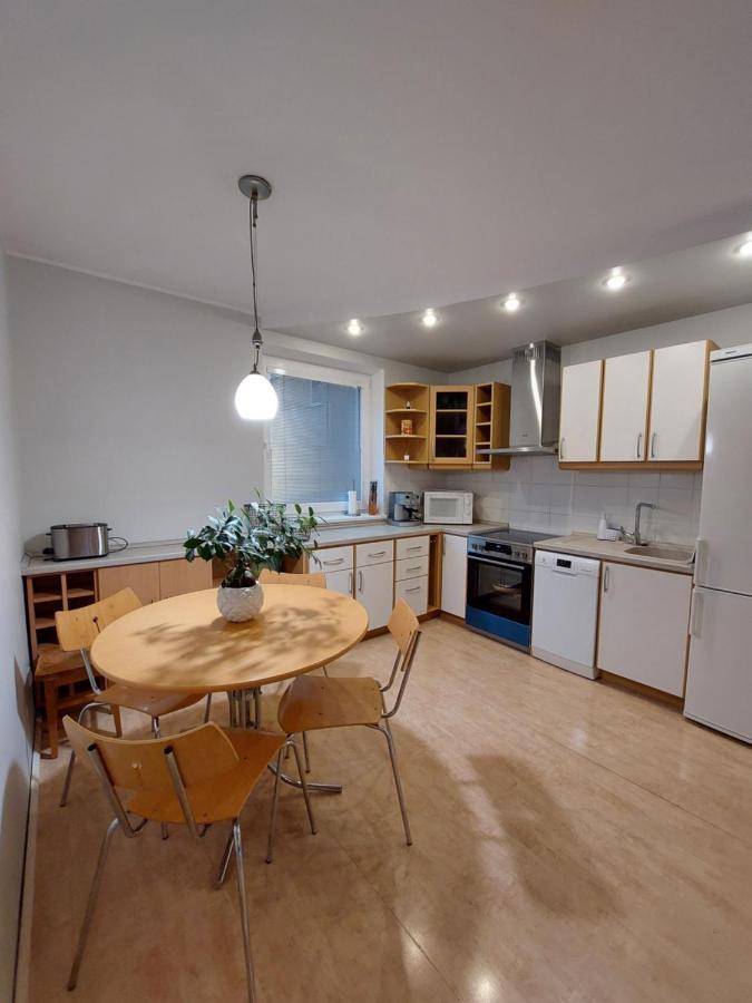 Family House Apartments Vilnius Esterno foto